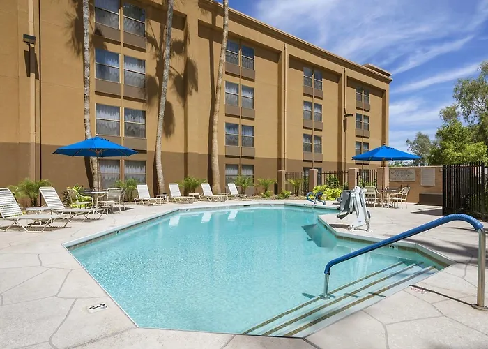 Haustierfreundliches Hotel: Greentree Inn & Suites Phoenix Sky Harbor